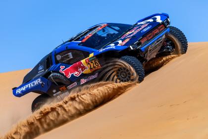 Το Ford Raptor T1+ ανεβαίνει στο βάθρο του Dakar Rally 